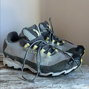 La Sportiva Women’s Wild Cat Running Shoes Sneakers